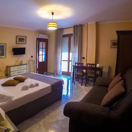 La Rosa - Elegant Rooms Sassari Exterior foto
