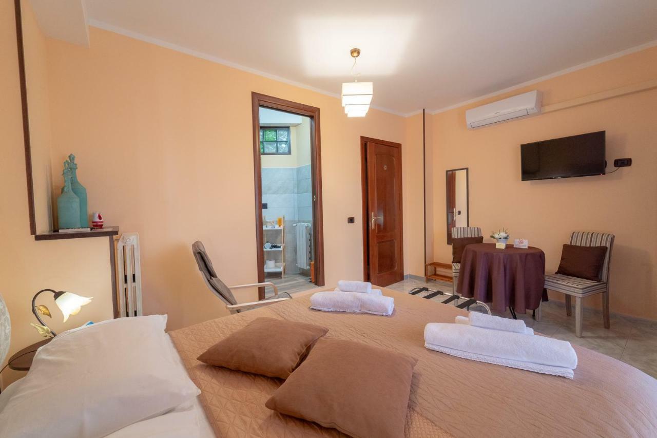 La Rosa - Elegant Rooms Sassari Exterior foto