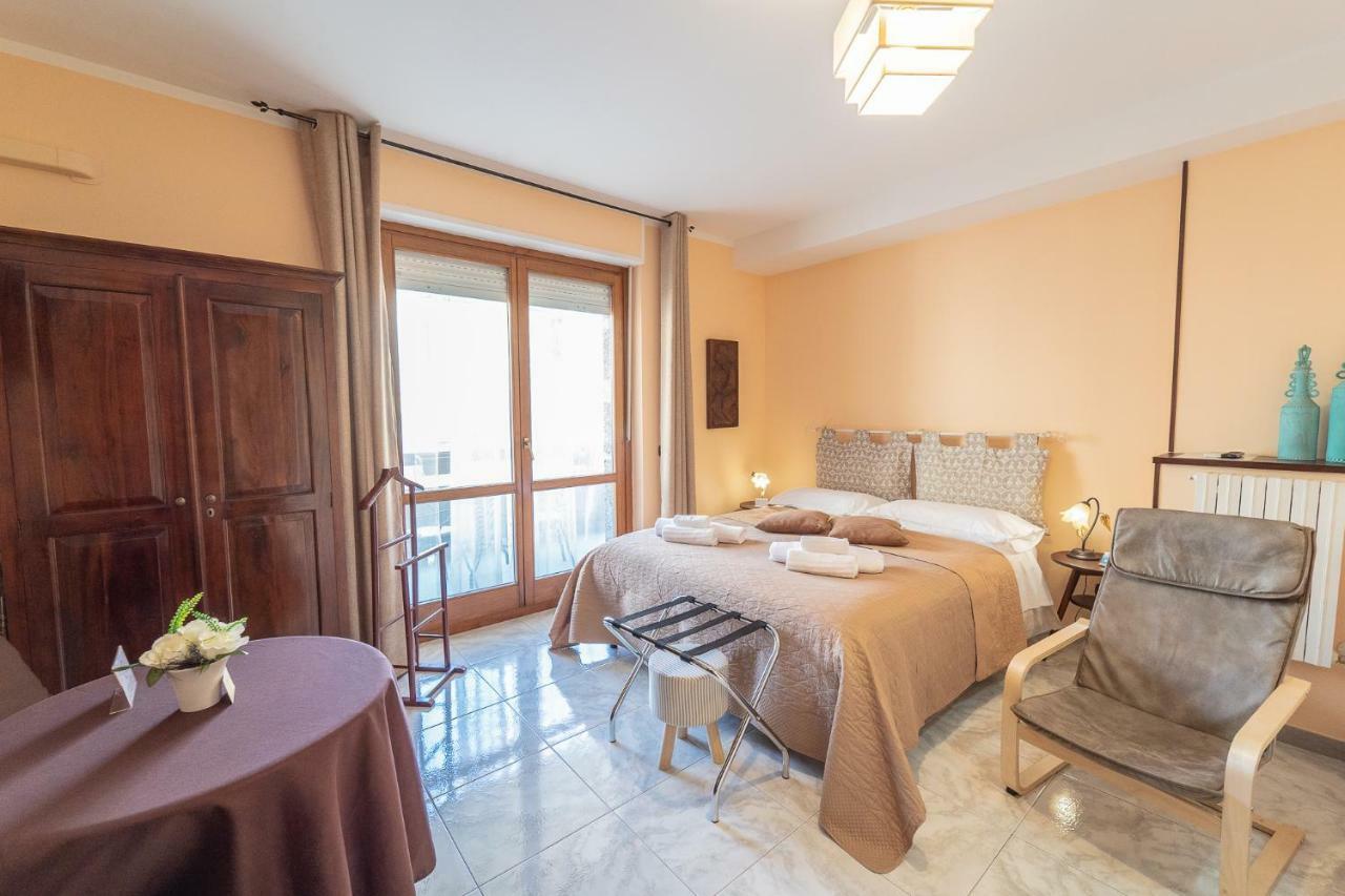 La Rosa - Elegant Rooms Sassari Exterior foto