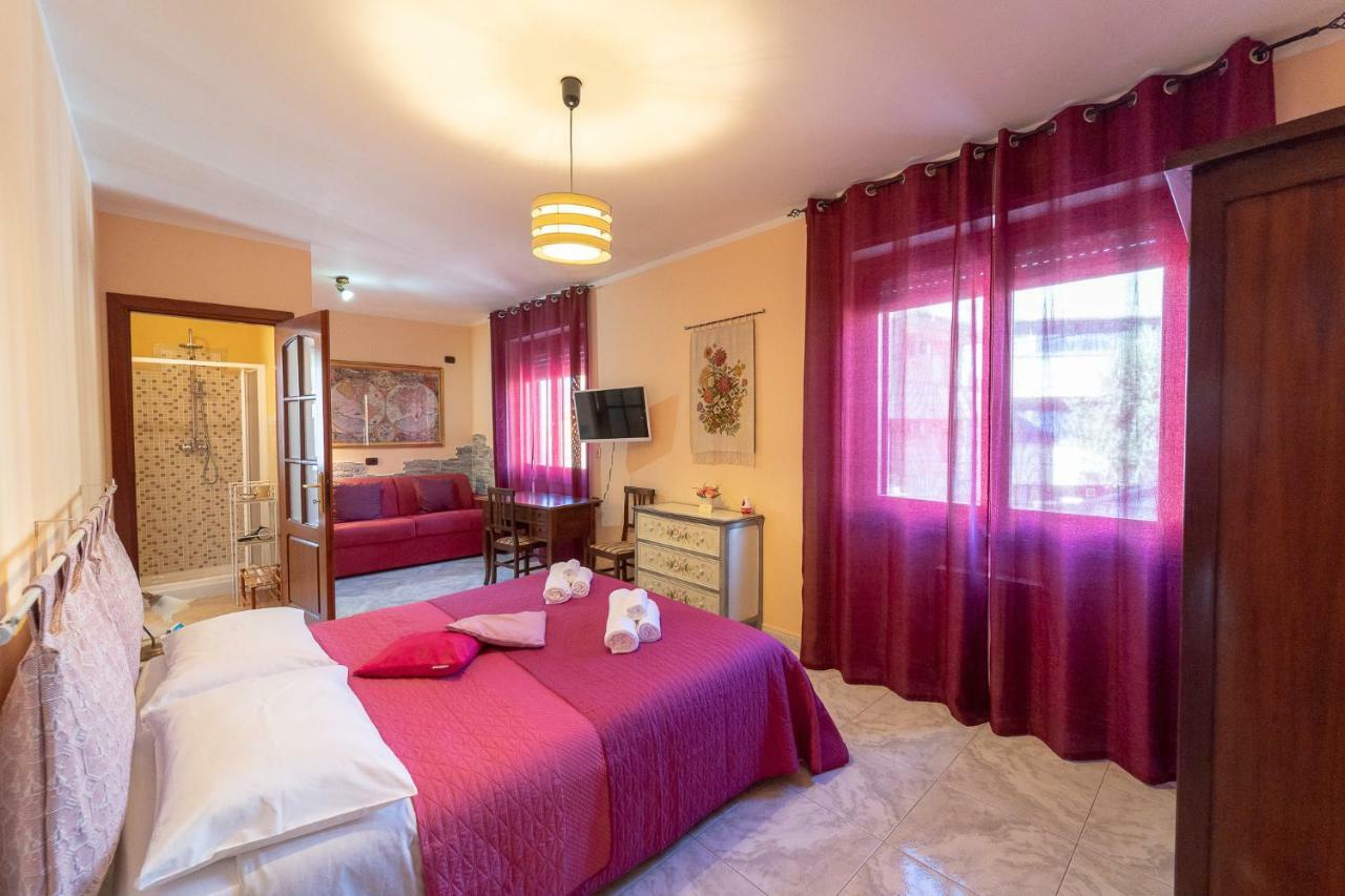 La Rosa - Elegant Rooms Sassari Exterior foto